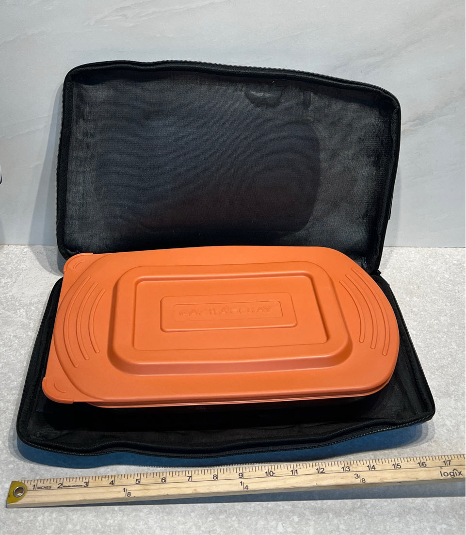 Rachael Ray Covered Dish With Carrier