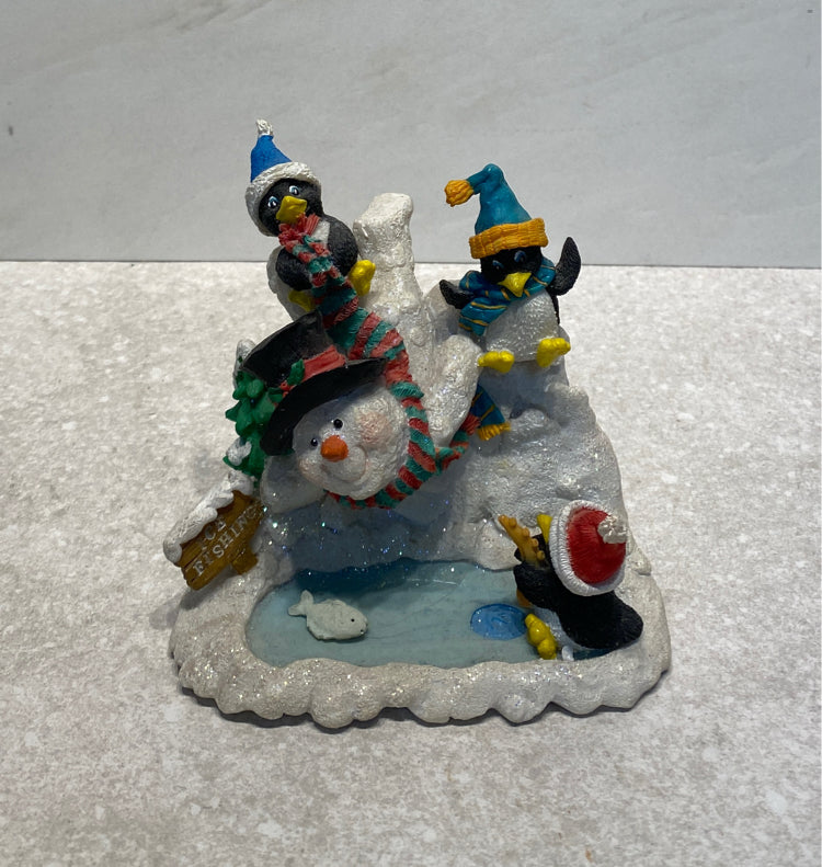 Snowman/Penguin