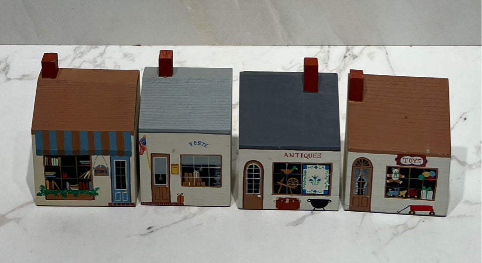 Set of 4 Houses