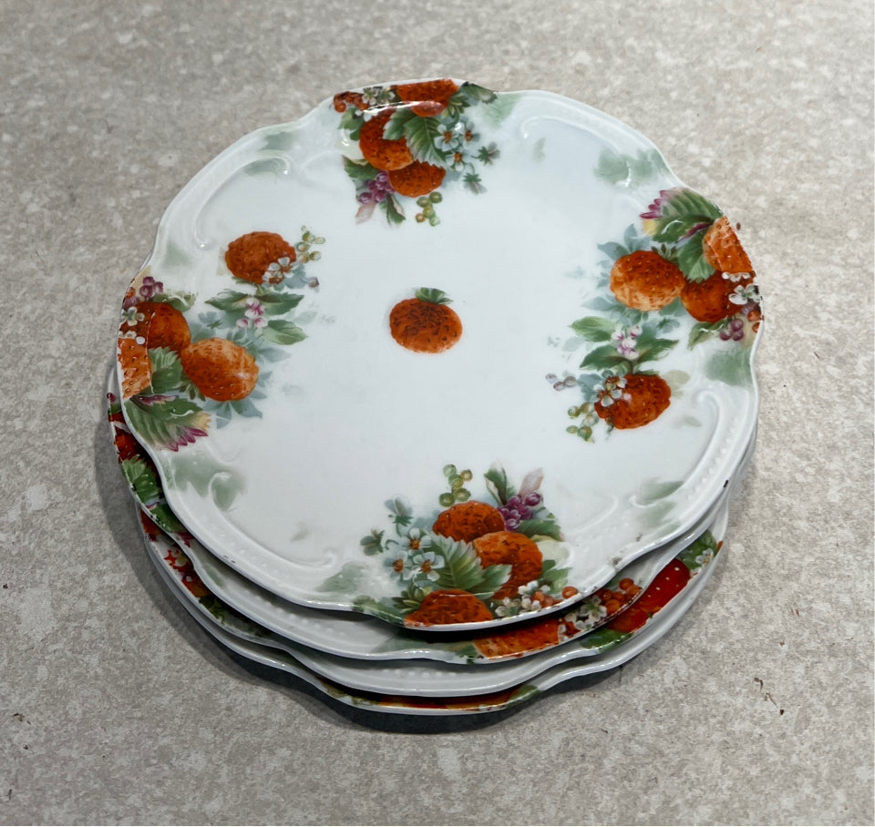 Set of 4 Dishes