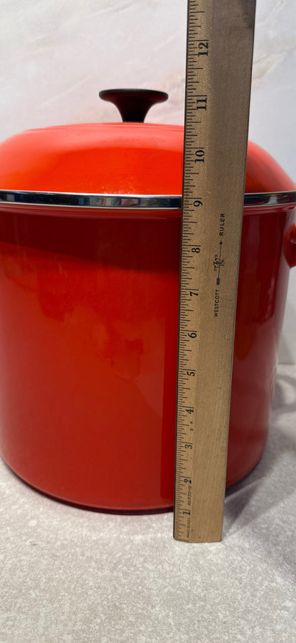 Le Crueset Large Covered Pot