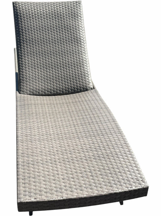 Outdoor Lounge Chair