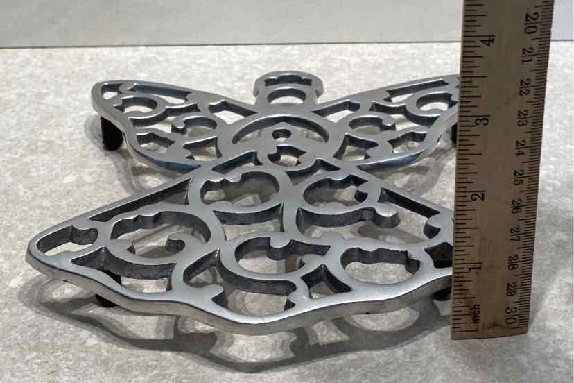 Angel Trivet
