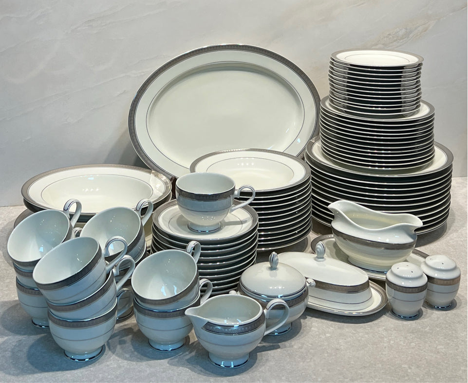 Mikasa Palatial Platinum Dinnerware Set