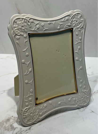 Lenox Frame