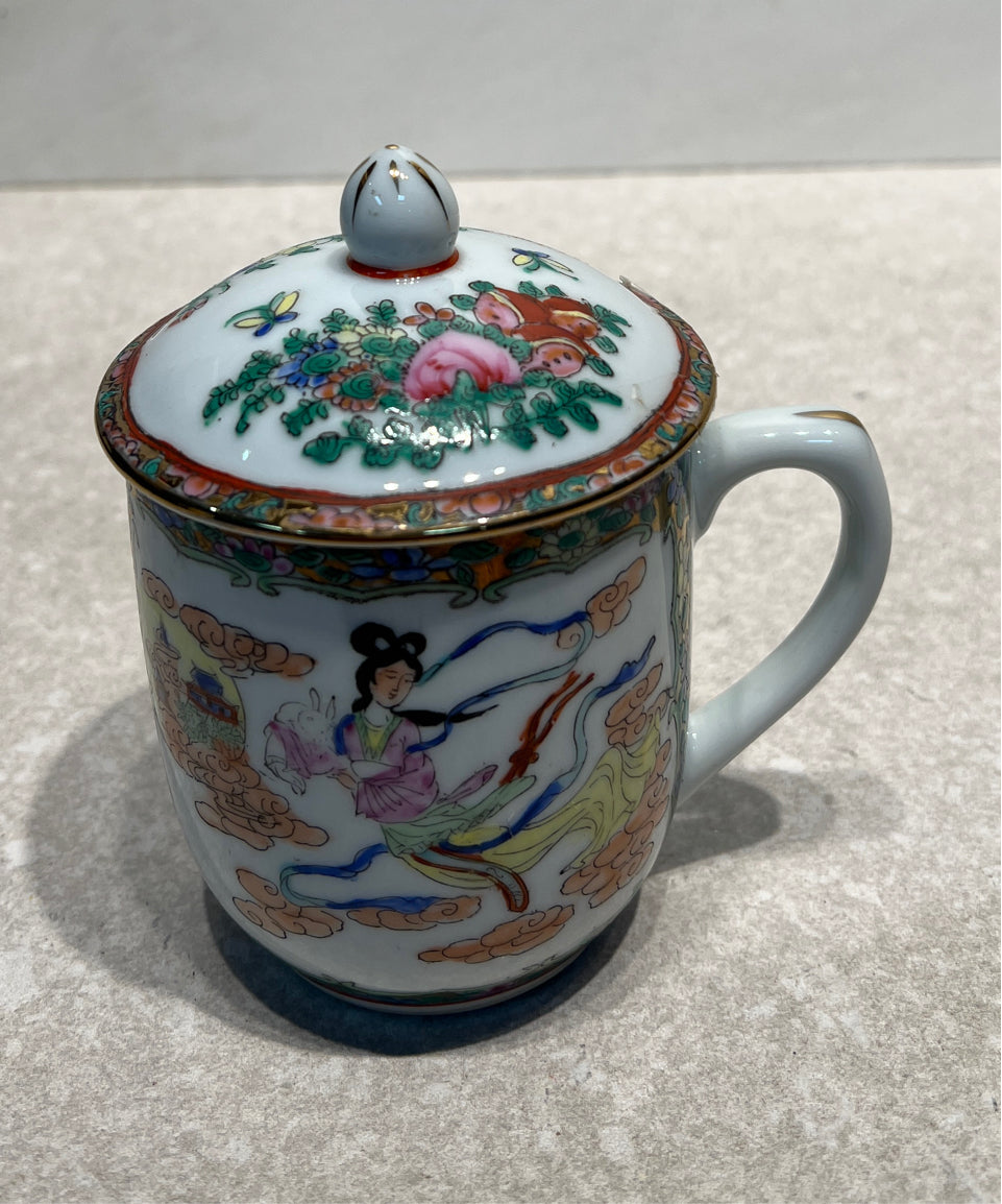 Covered Cup