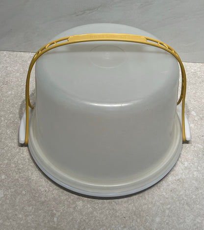 Tupperware Cake Carrier