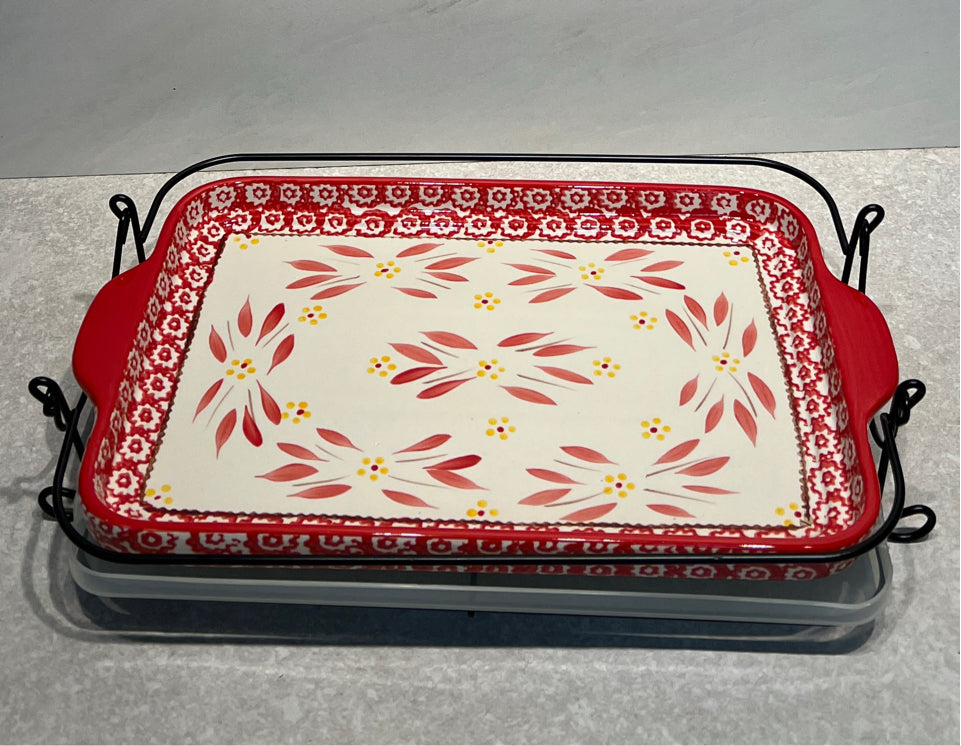 Temptations Casserole With Carrier