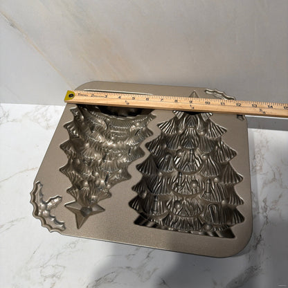 Christmas Tree Pan