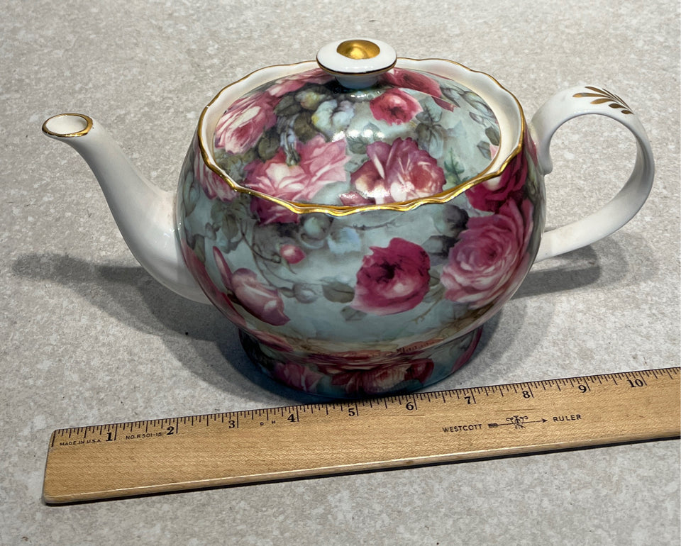 Teapot
