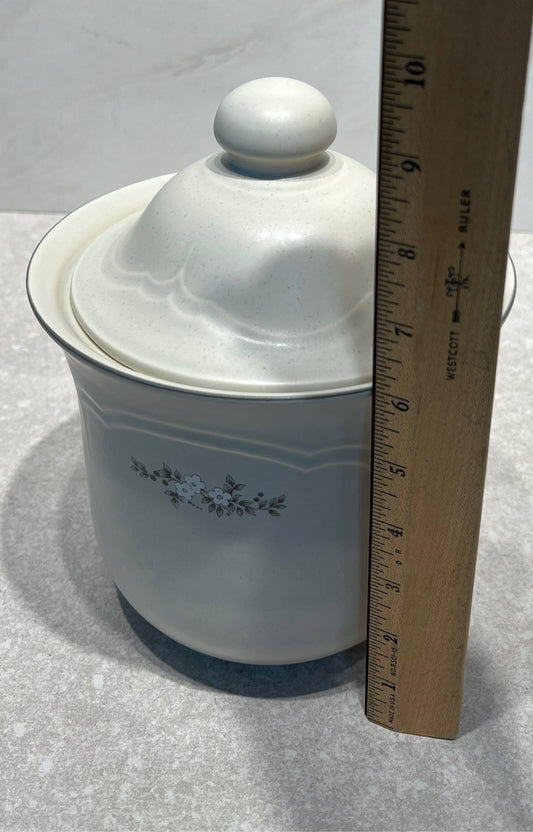 Pfaltzgraff Heirloom Canister