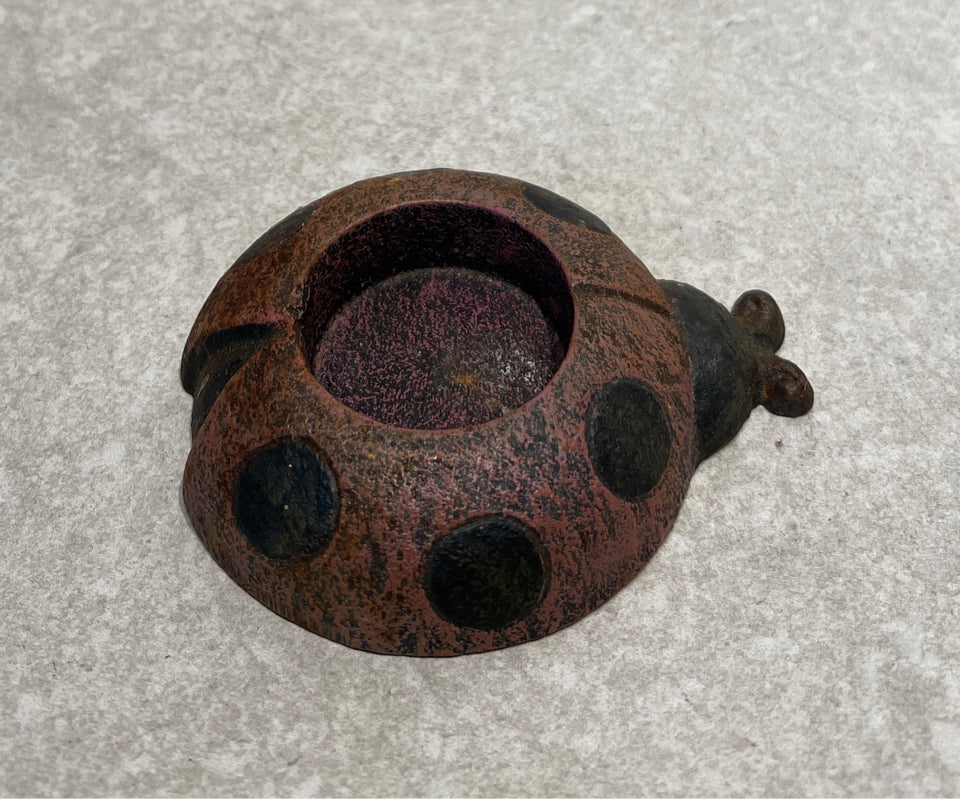 Metal Candleholder