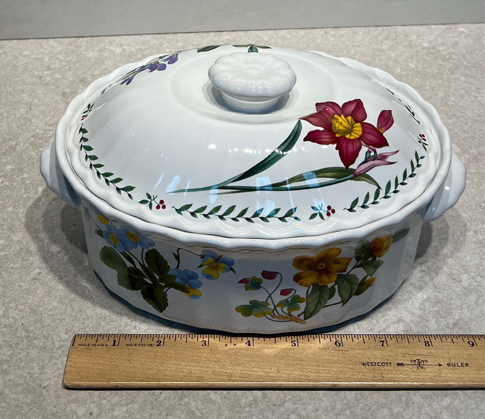 Mikasa Covered Bowl