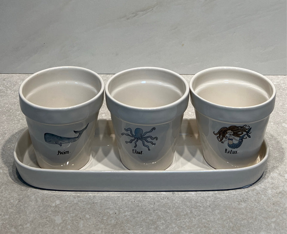 Rae Dunn Planter