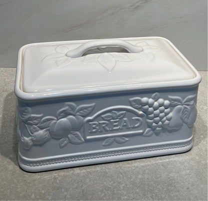 Covered Bread Container