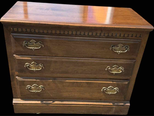 Ethan Allen 3 Drawer