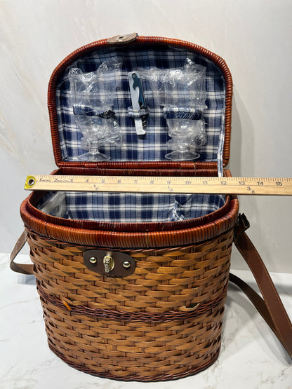 Picnic Basket wth Contents