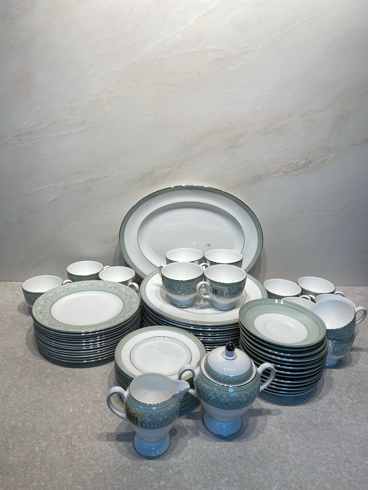 Wedgwood Juliet Dinnerware Set