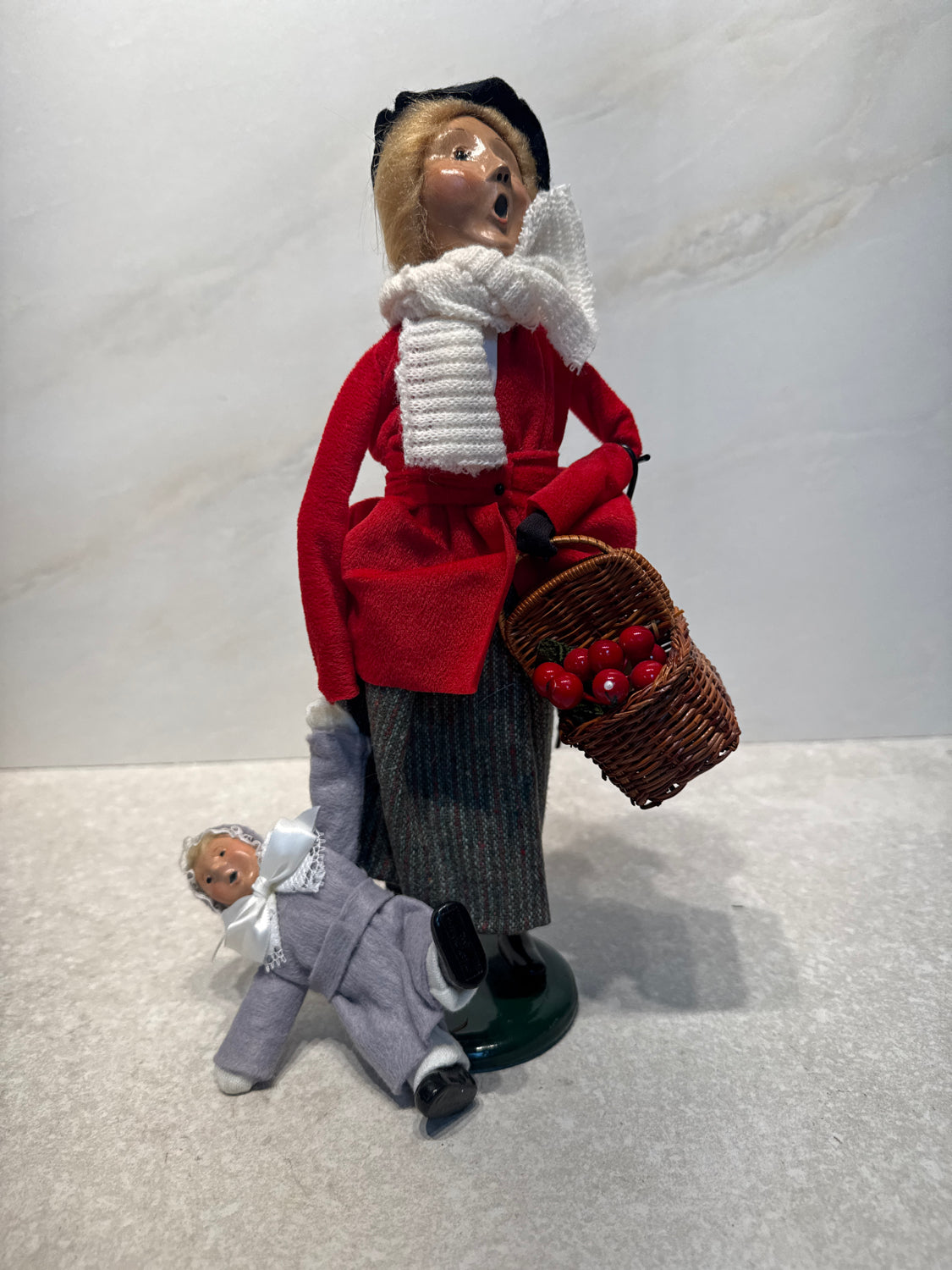 Byers Choice Caroler