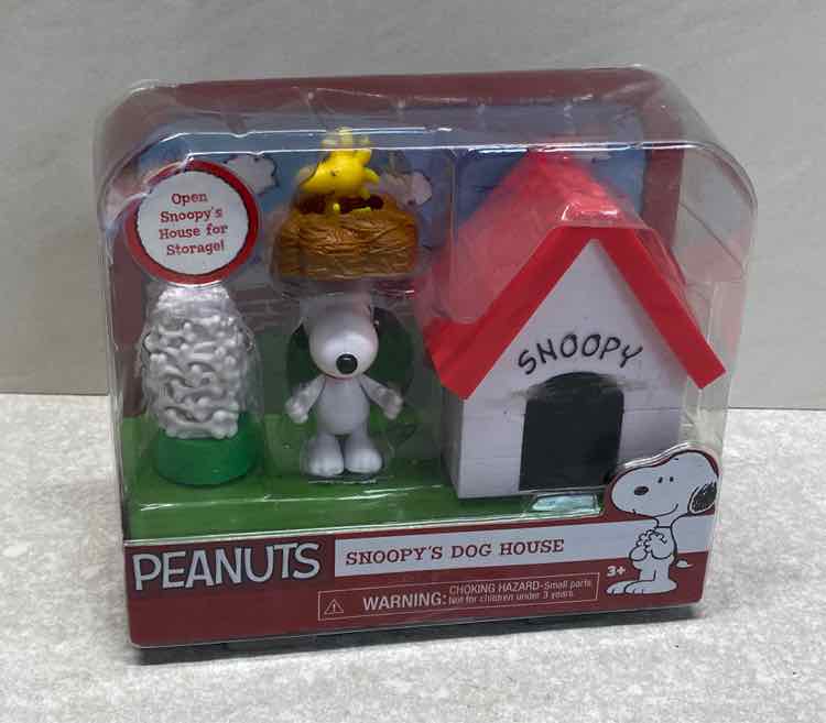 Snoopy Dog House