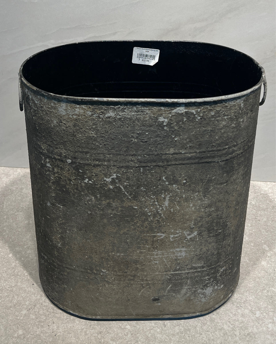 Pail