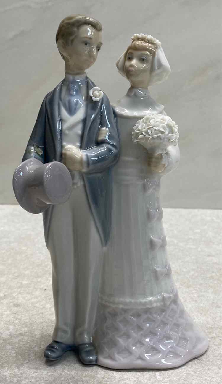 Lladro Figurine