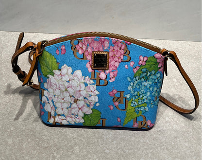 Dooney And Bourke Handbag