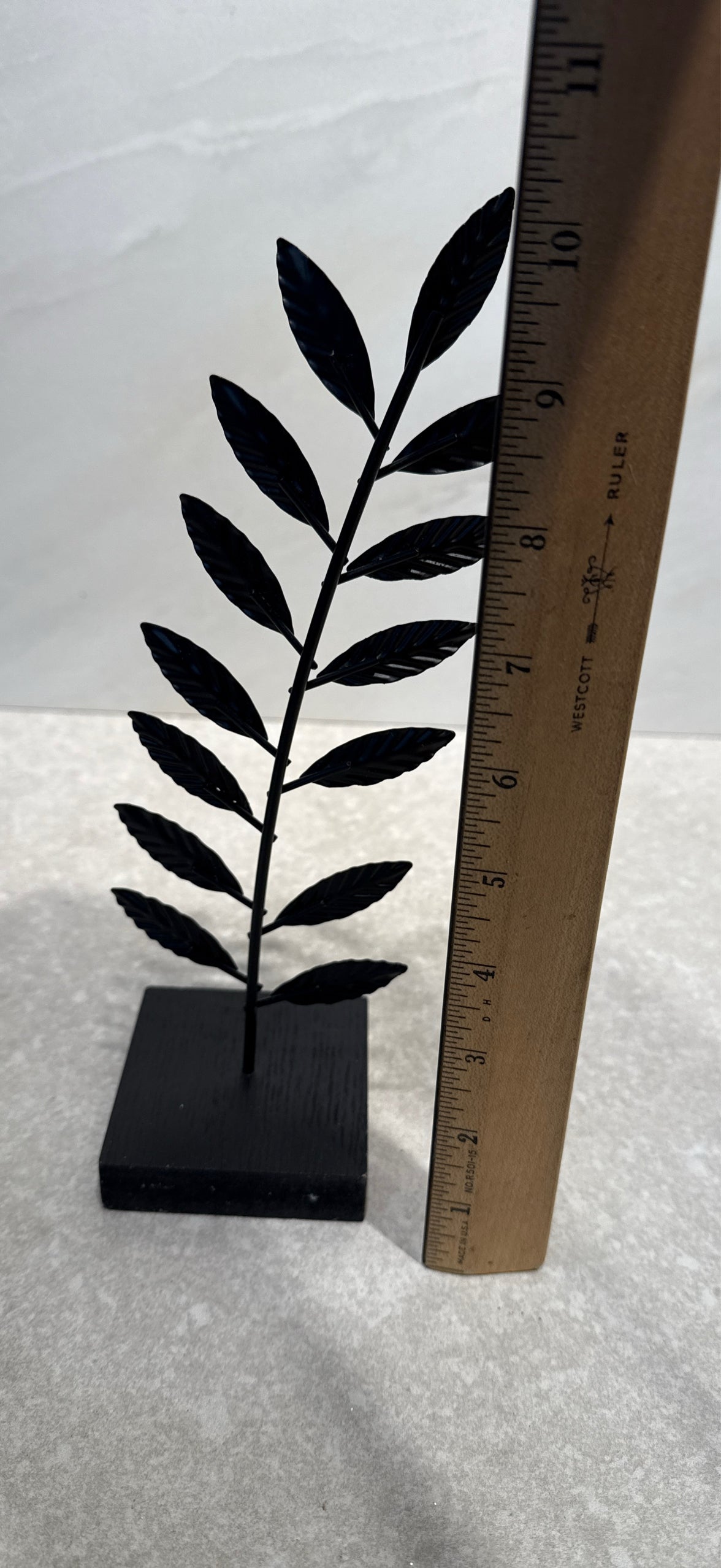 Leaf Decor