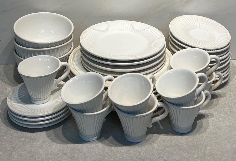 Lenox Butler's Pantry Dinnerware Set