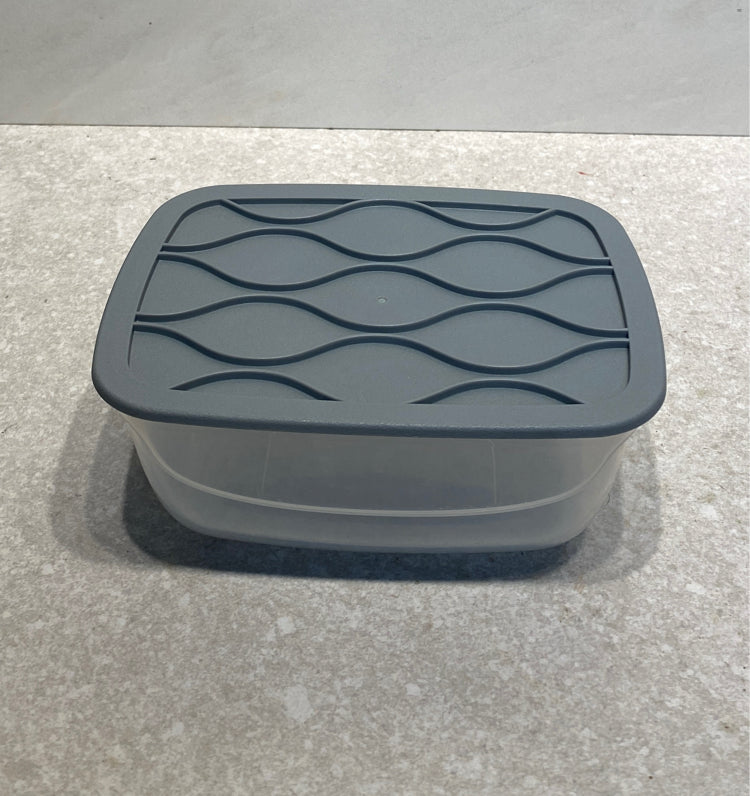 Pampered Chef Covered Storage Container