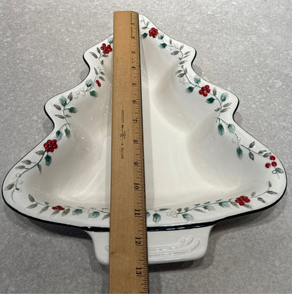 Pfaltzgraff Winterberry Tree Plate