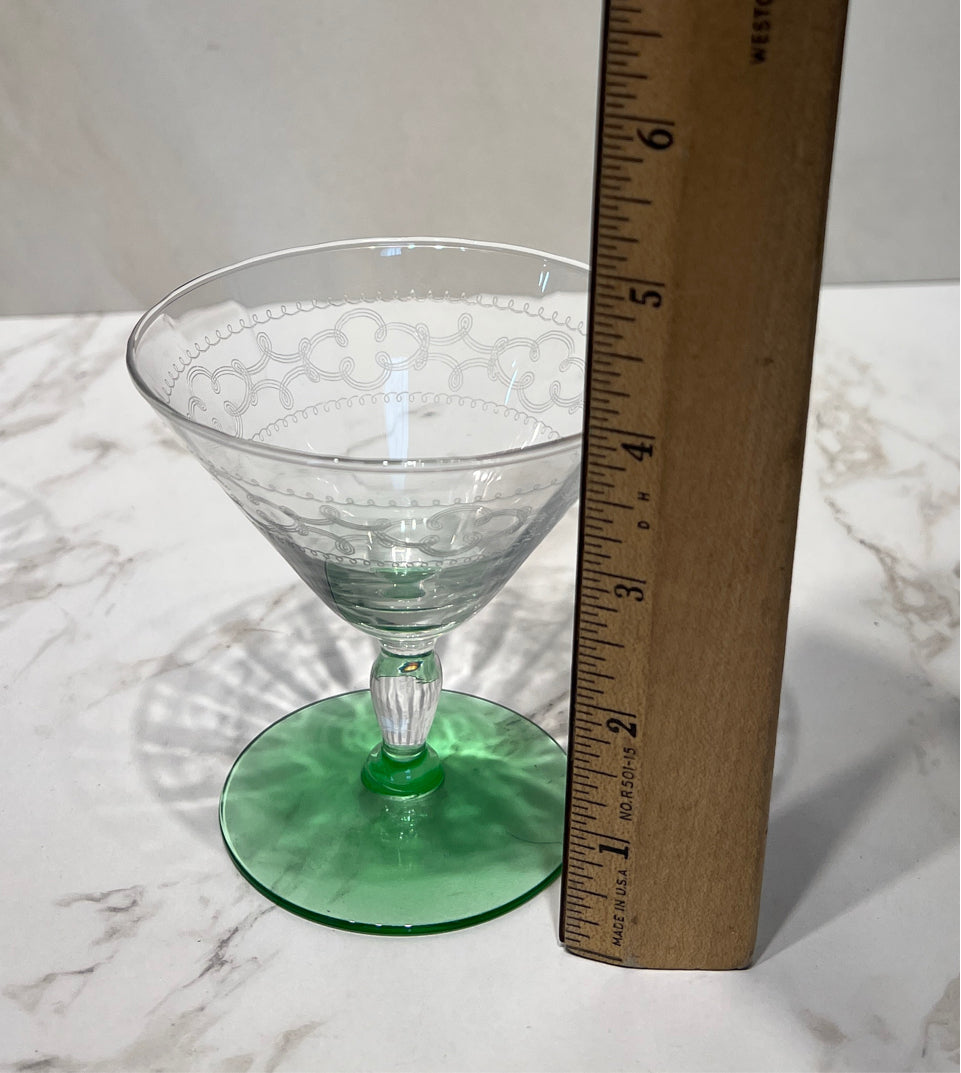 Set of 5 Uranium Base Glasses