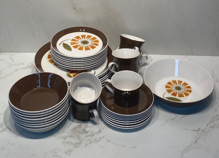 Mikasa Duplex Dinnerware Set