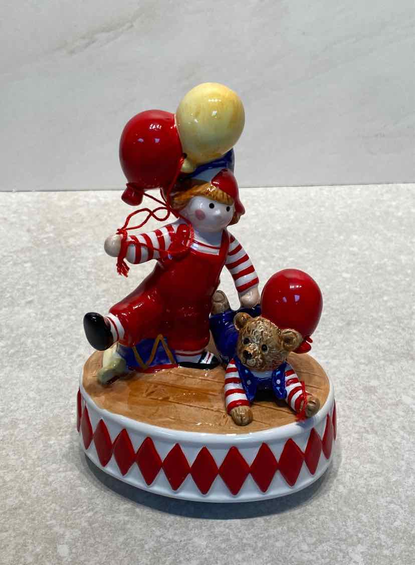 Schmid 1993 Playmates