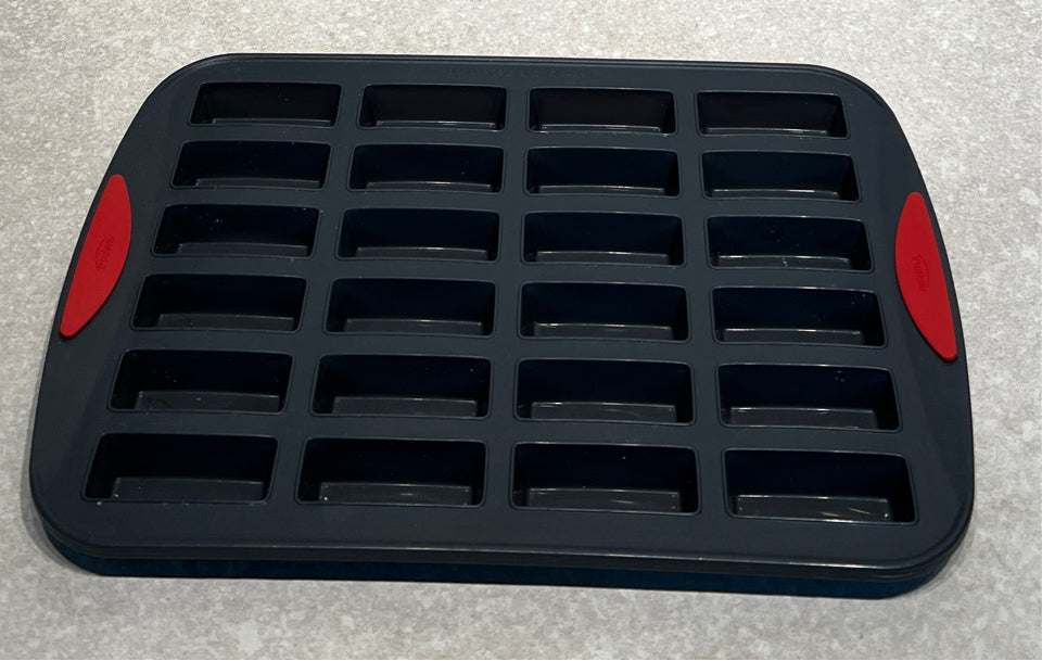 Silicone Baking Dish