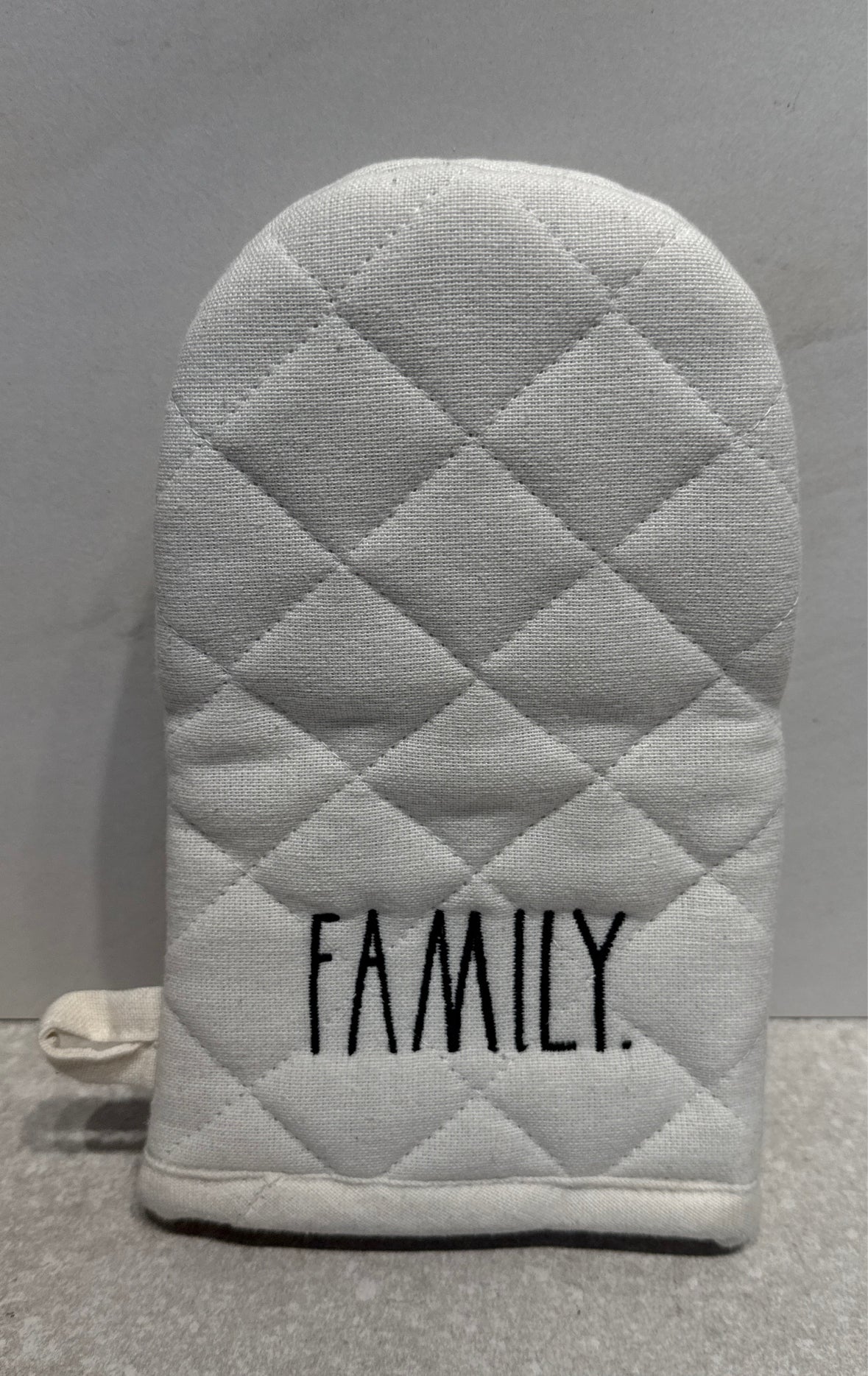 Rae Dunn Oven Mitt