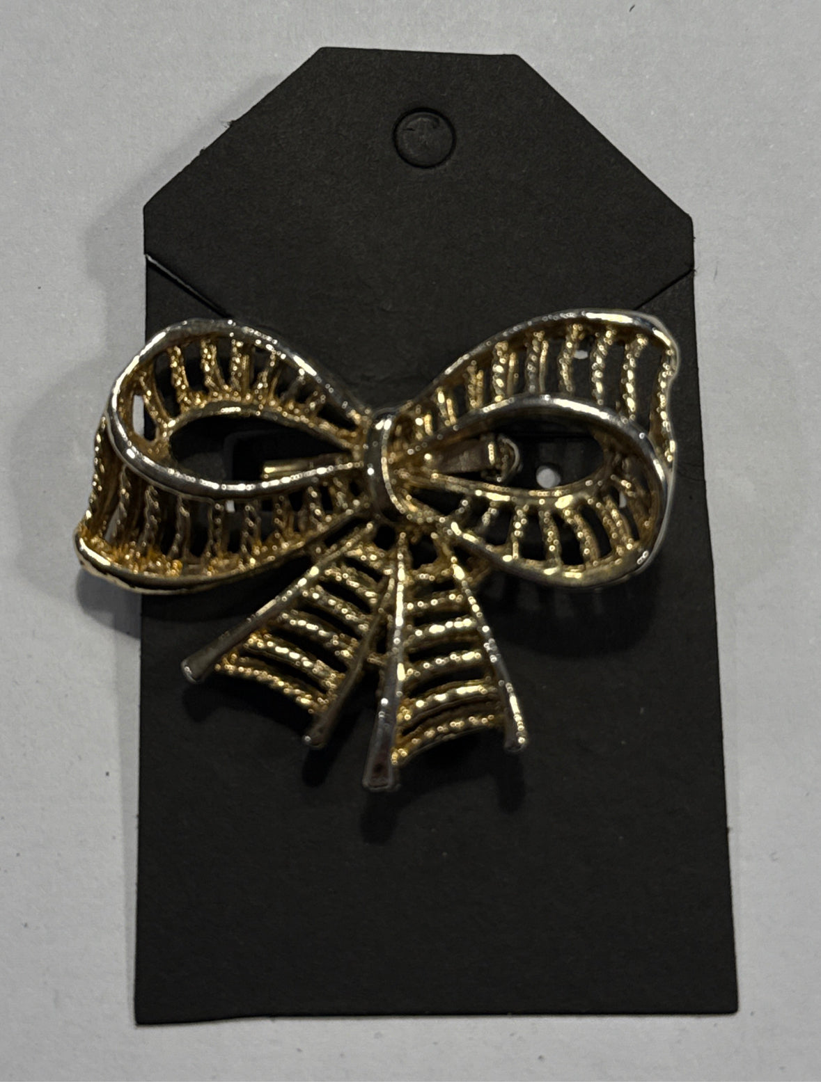 Pin