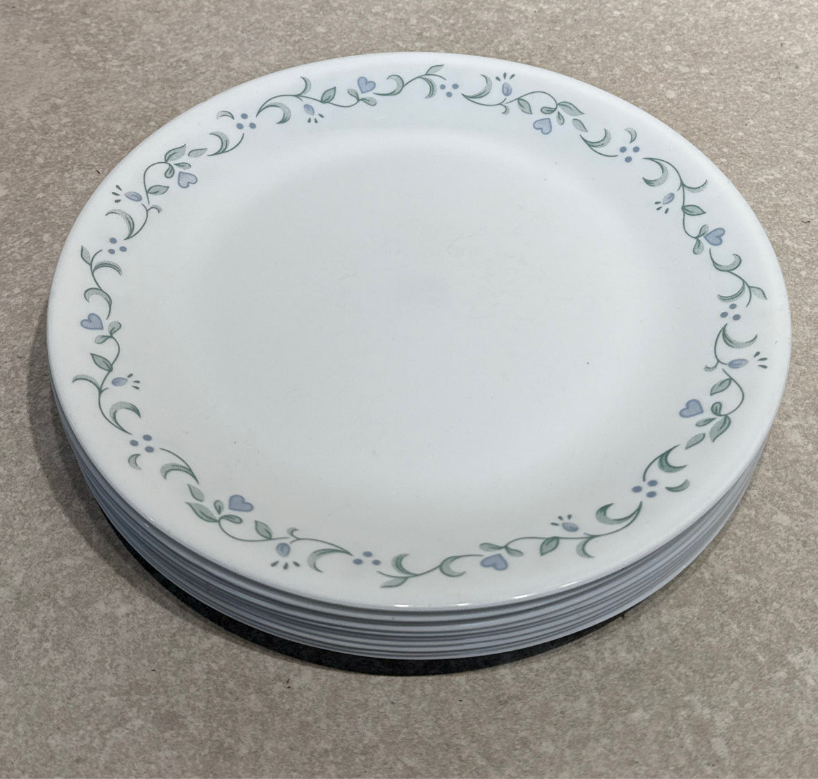 Set of 11 Corelle Dinner Plates