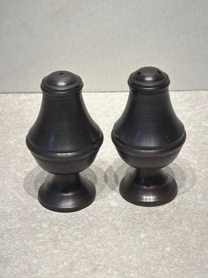 Williams Sonoma Salt And Peppers