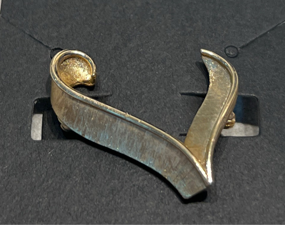 Trifari Pin