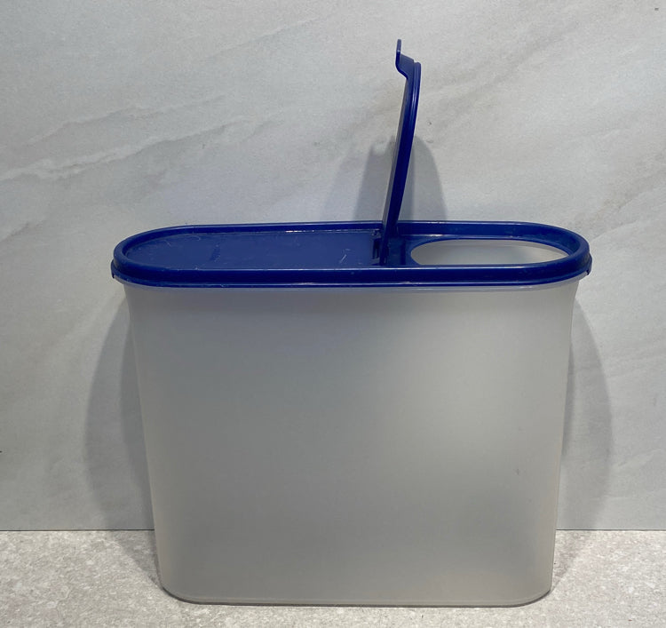 Tupperware Container