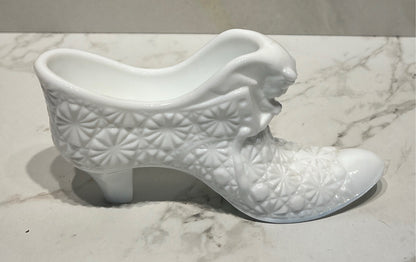 Milkglass Shoe