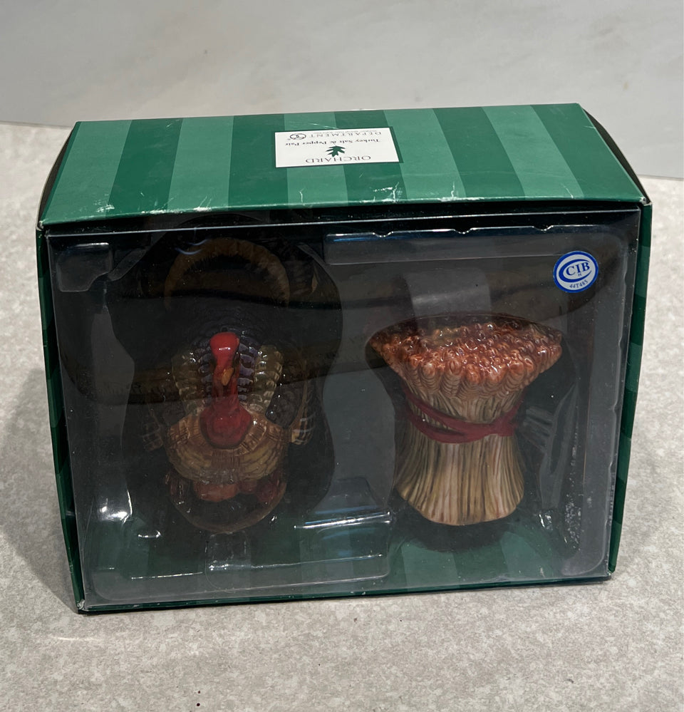 Dept. 56 Salt And Pepper Shakers