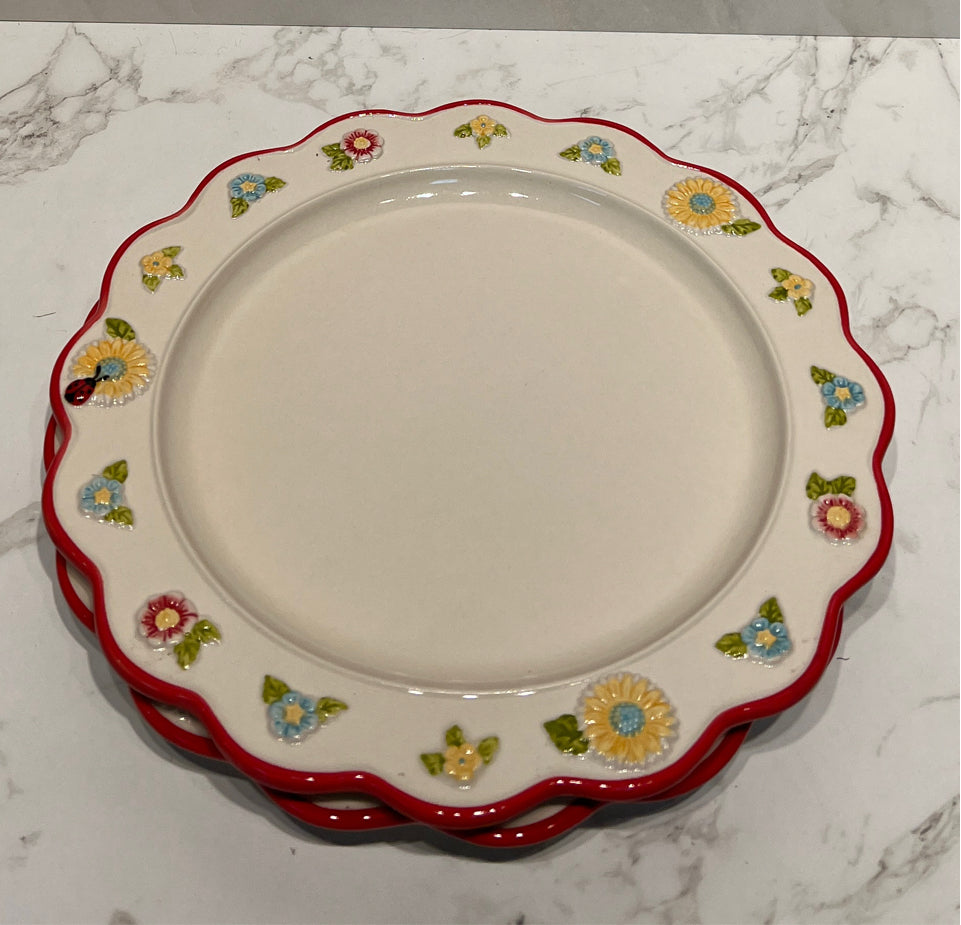 Set of 2 Temptations Plates