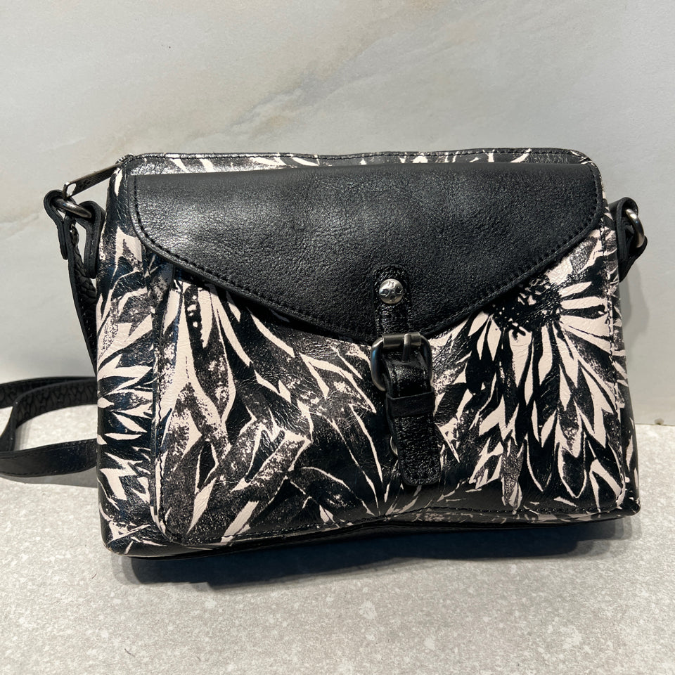 Patricia Nash Handbag