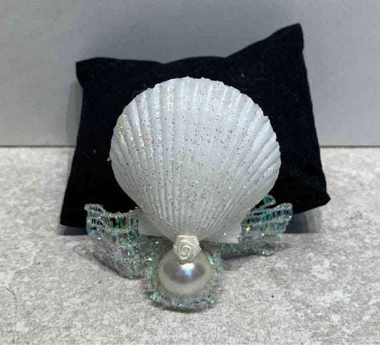Shell Pin