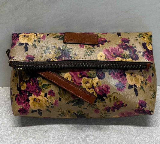 Patricia Nash Wristlet