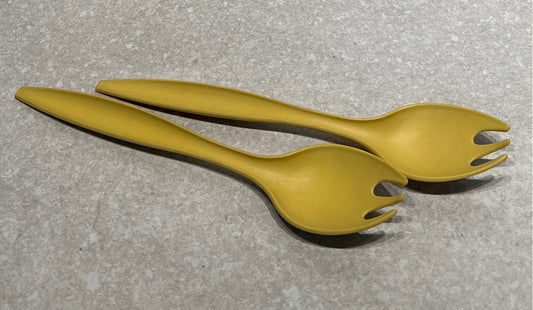 Tupperware Pair Of Spoons