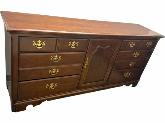 Thomasville Dresser