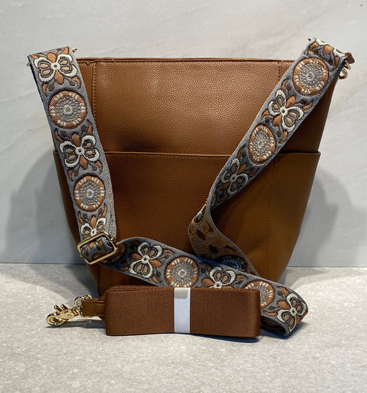 Ah Dorned Handbag